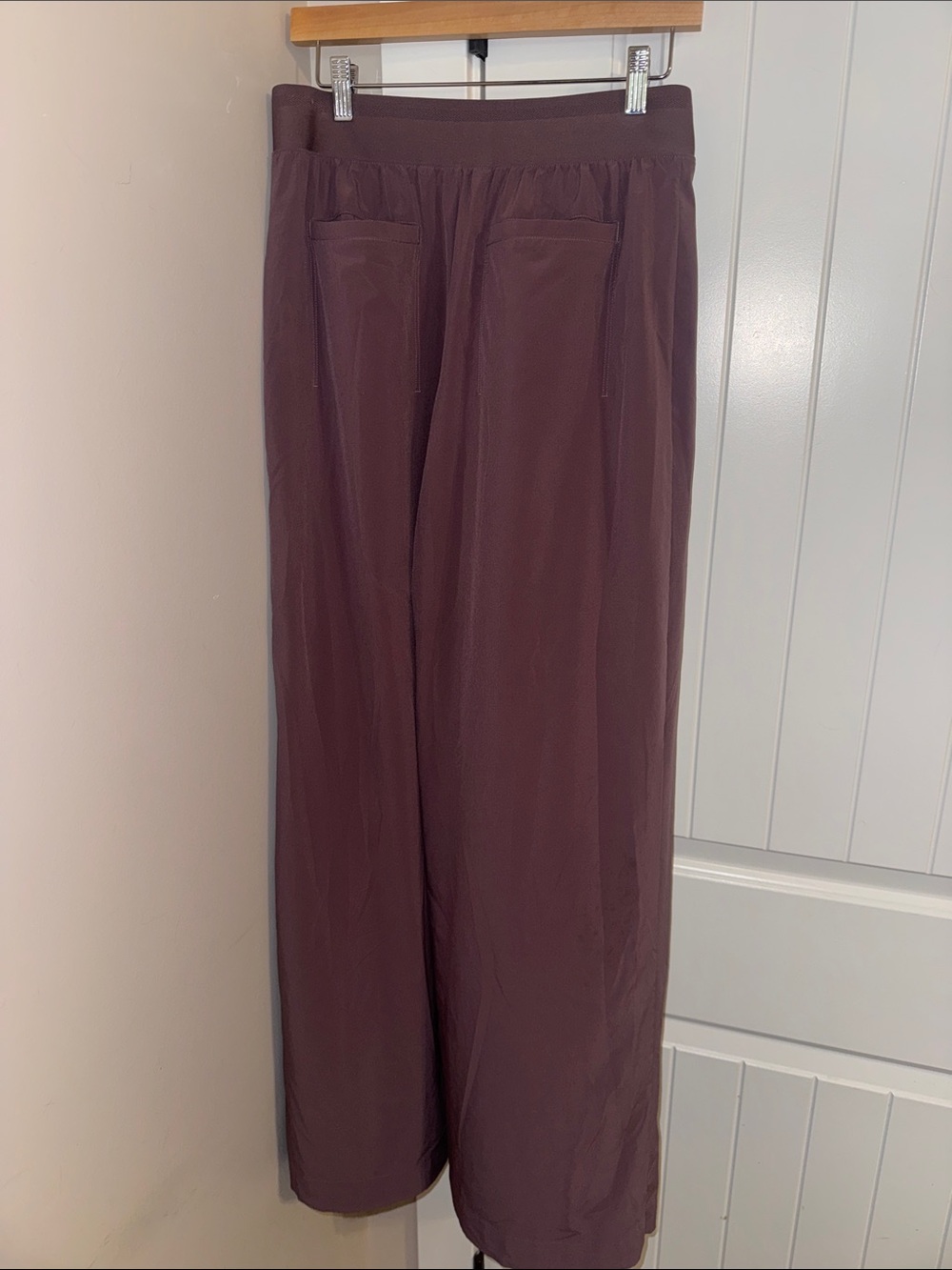 Athleta Wide Leg Pleated Pant - Picture 3 of 4